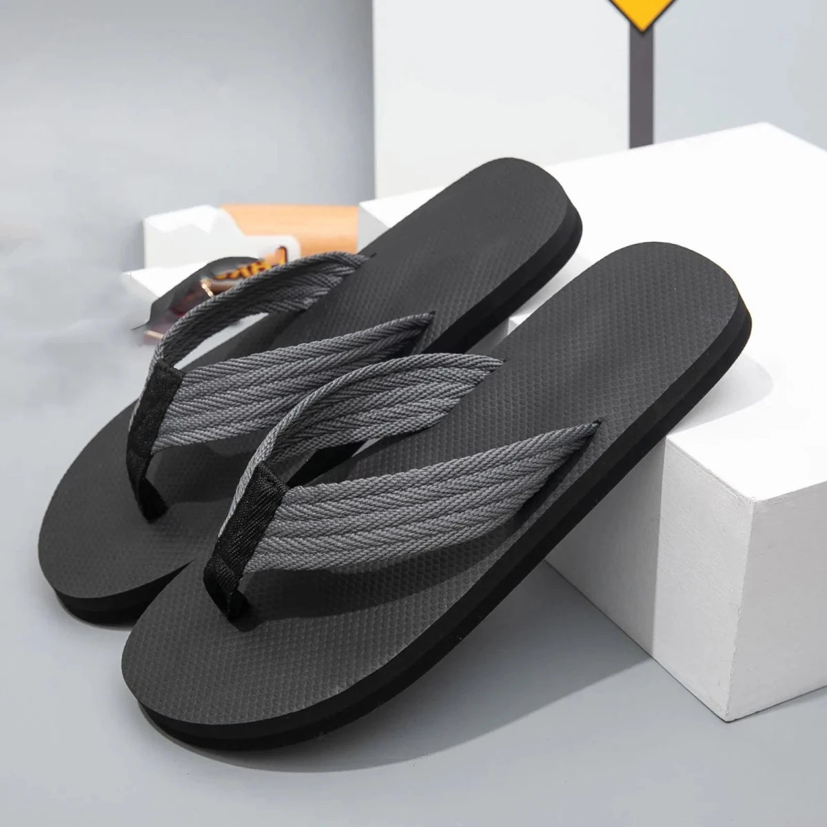 Flipoffs - 1 Pair Gray W5.5-6.5 / M4-5 - GAMEDEI