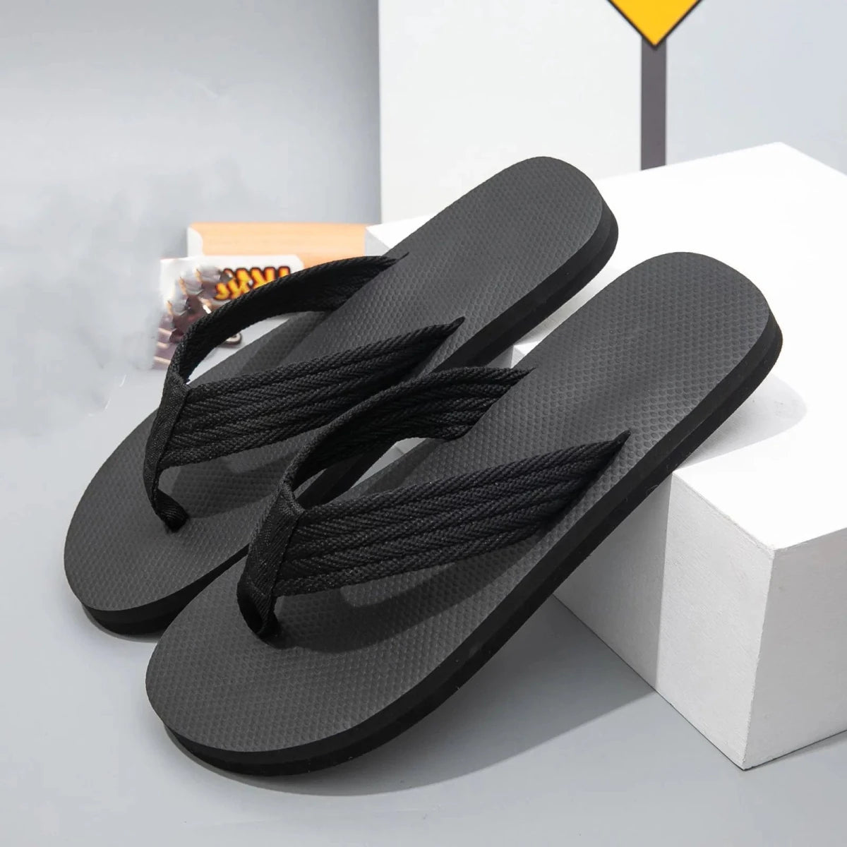 Flipoffs - 1 Pair Black W5.5-6.5 / M4-5 - GAMEDEI